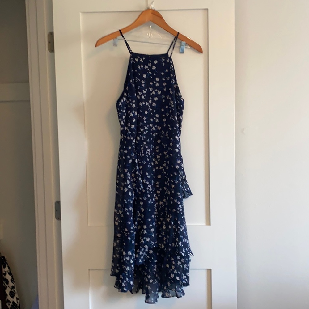 Banana Republic tiered dress size 8.  NWOT